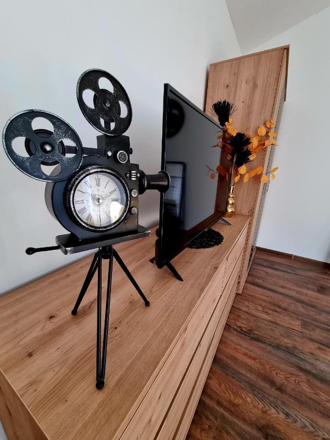 Retro Chic Studio พูลา ภายนอก รูปภาพ