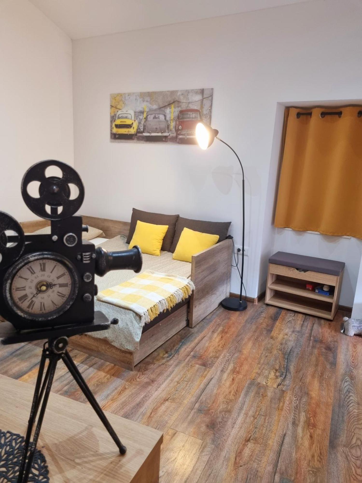 Retro Chic Studio พูลา ภายนอก รูปภาพ