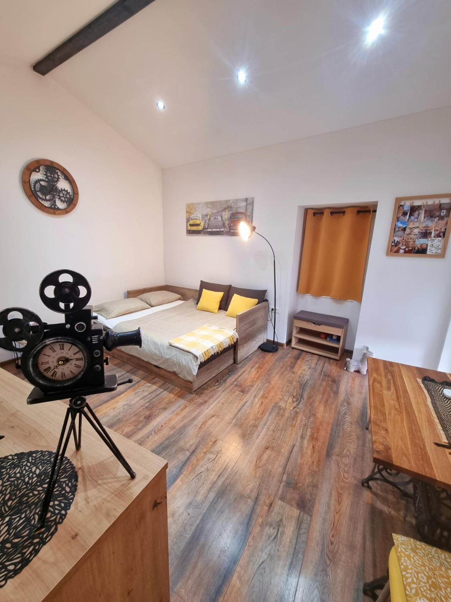 Retro Chic Studio พูลา ภายนอก รูปภาพ